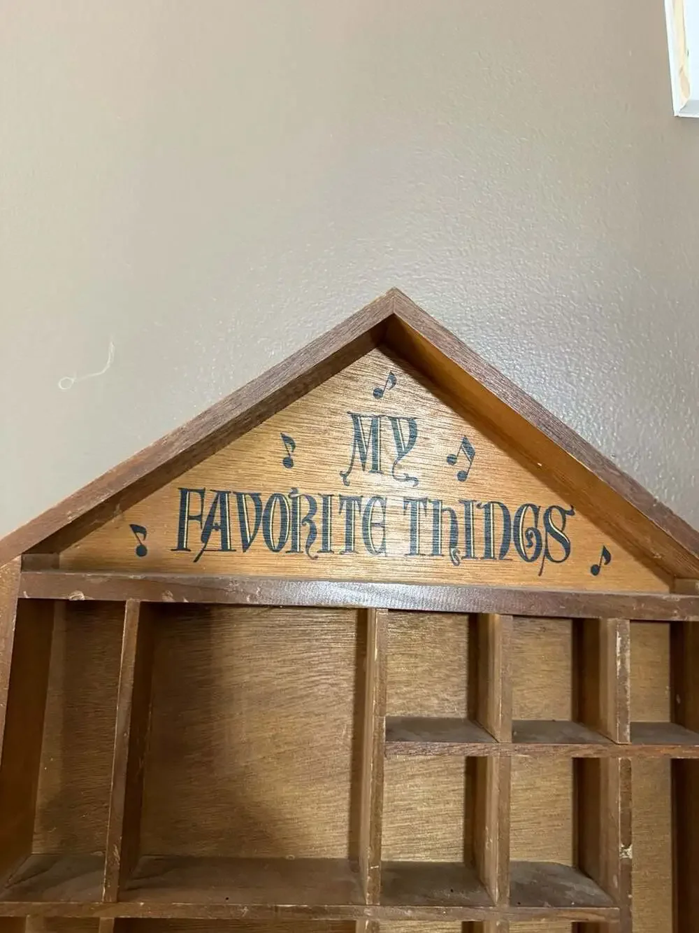 Vintage Enesco “my Favorite Things” Musical Curio Cabinet -